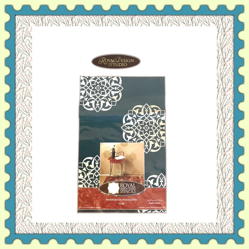 Royal Design Studio Medallion Stencil